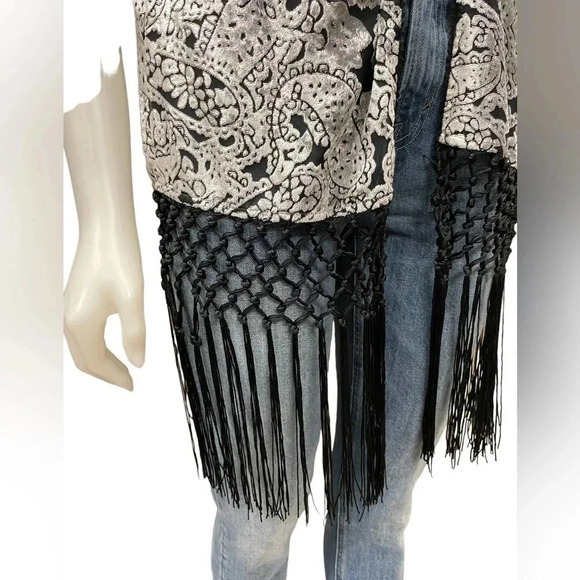 ASOS Girls On Film Black and Silver Kimono Size 4 - Picture 7 of 12